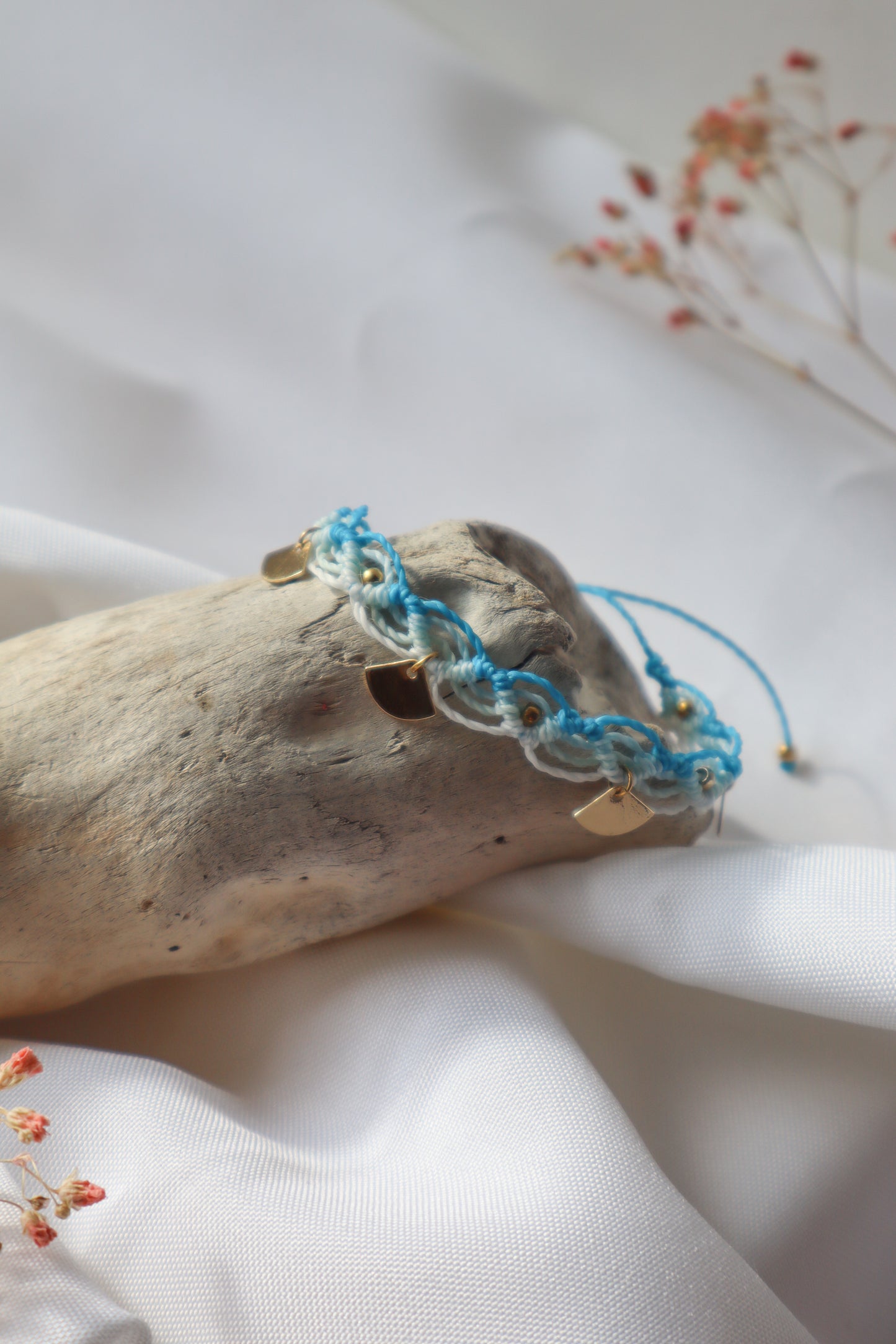 Bracelet en micro-macramé océan | Erquy | Maiana crea