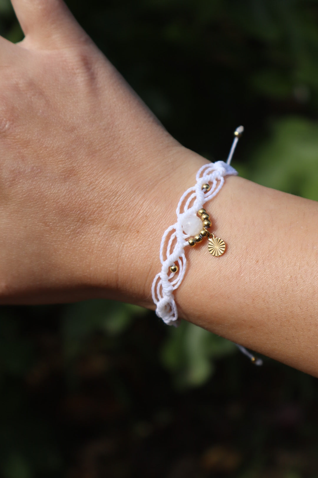 Bracelet en micro-macramé avec péristérite | Milan | Maiana crea