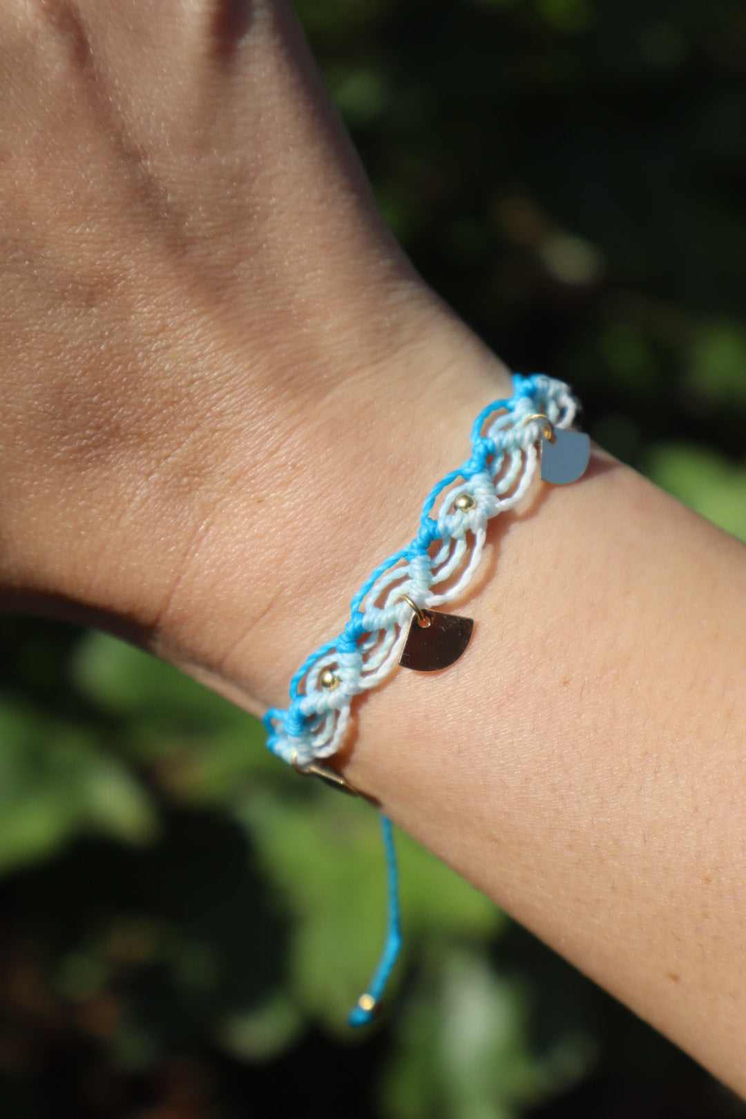 Bracelet en micro-macramé océan | Erquy | Maiana crea