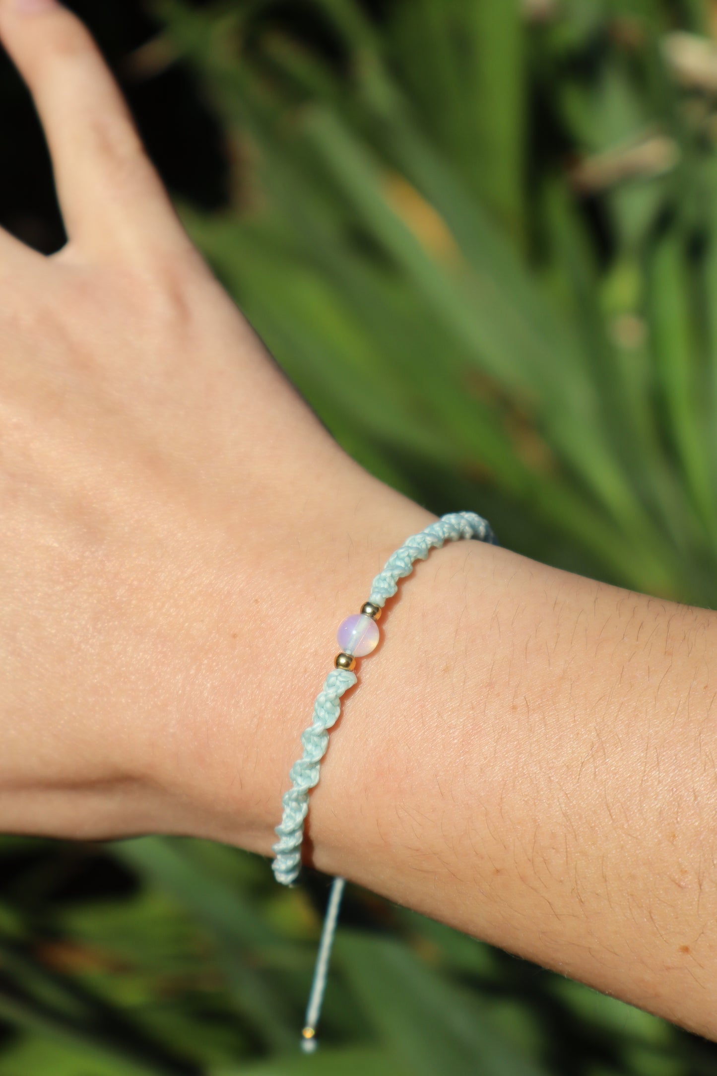 Bracelet en micro-macramé couleur au choix avec opalite | Venise | Maiana