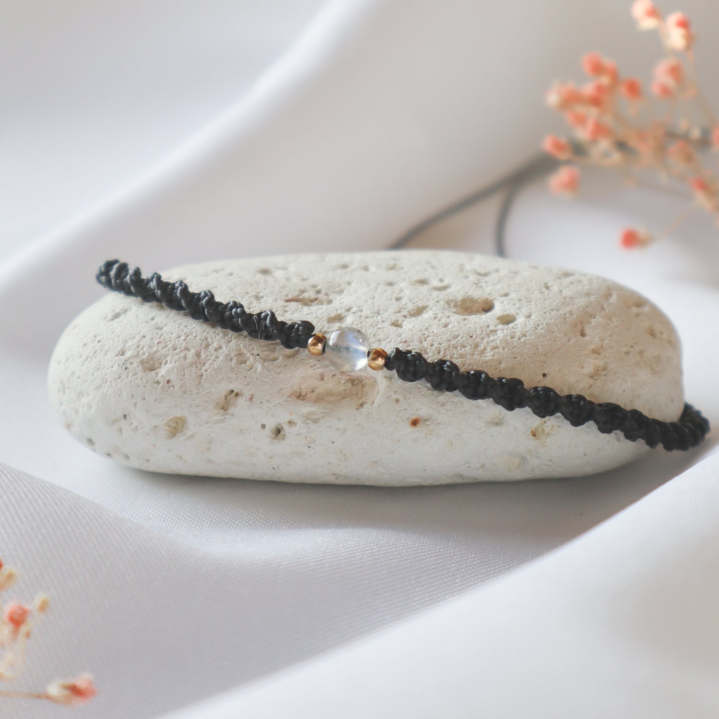 Ras du cou collier en micro macramé noir et doré acier inoxydable maiana crea festival hippie festival gypsy cadeau