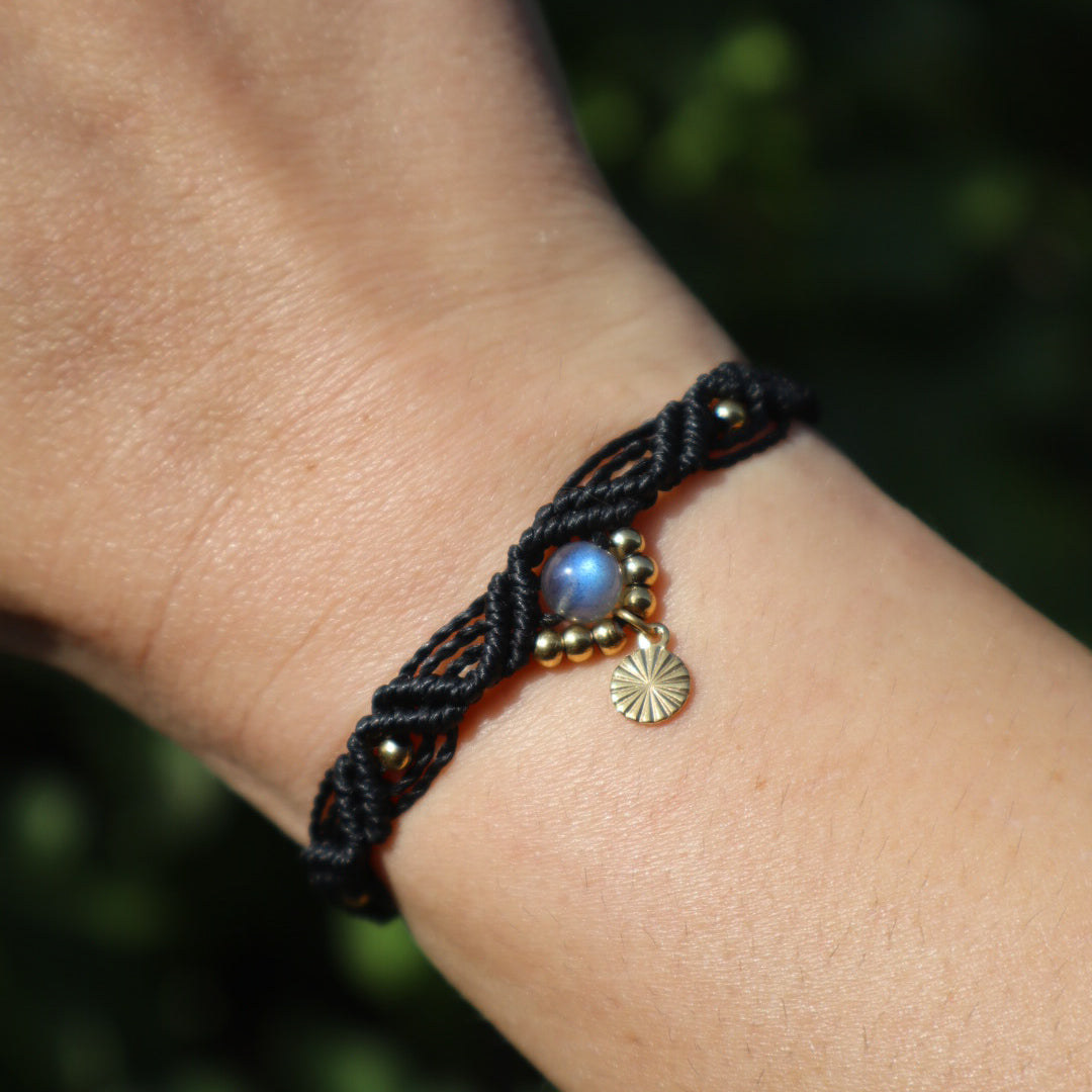 bracelet noir et doré pierre naturelle spirituel hippie gypsy festival wildsoul liberté cadeau maiana crea acier inoxydable labradorite
