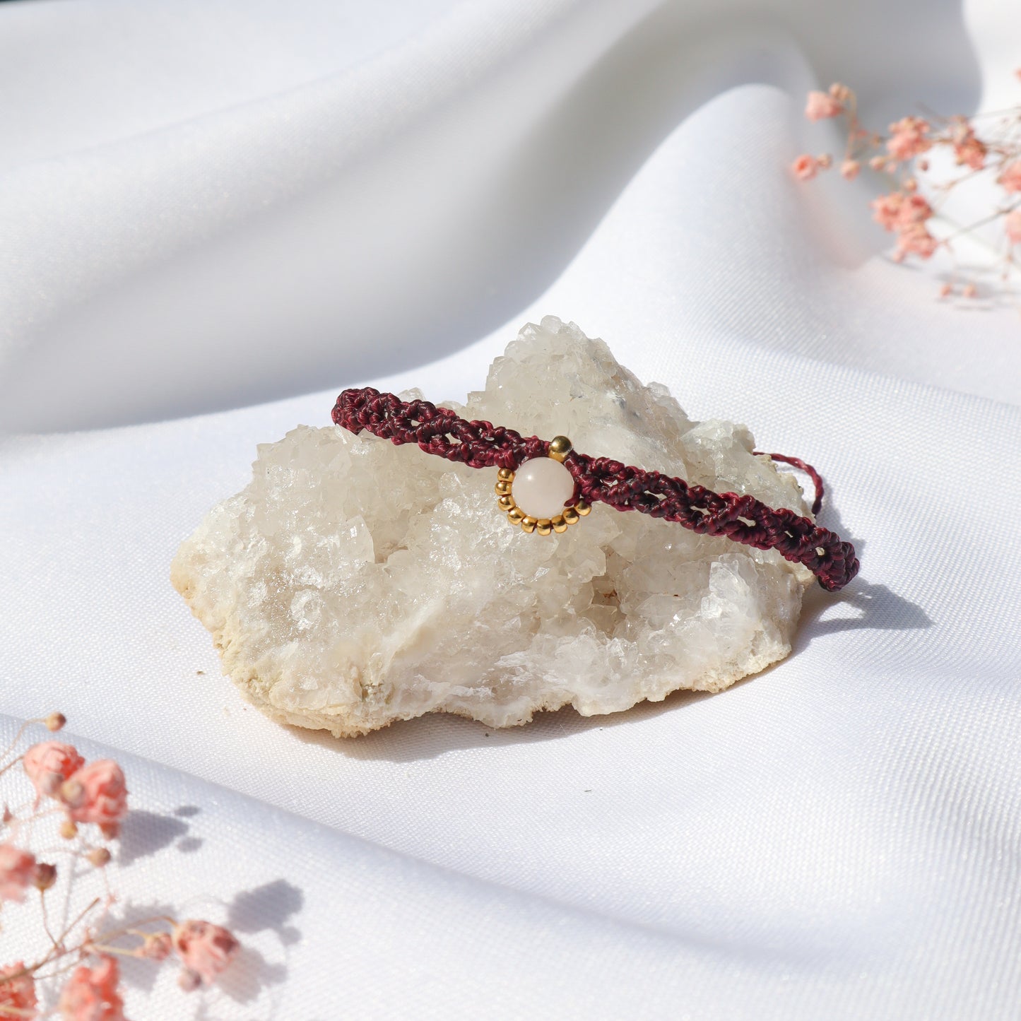 Bracelet en micro-macramé avec quartz rose | Sagres | Maiana crea
