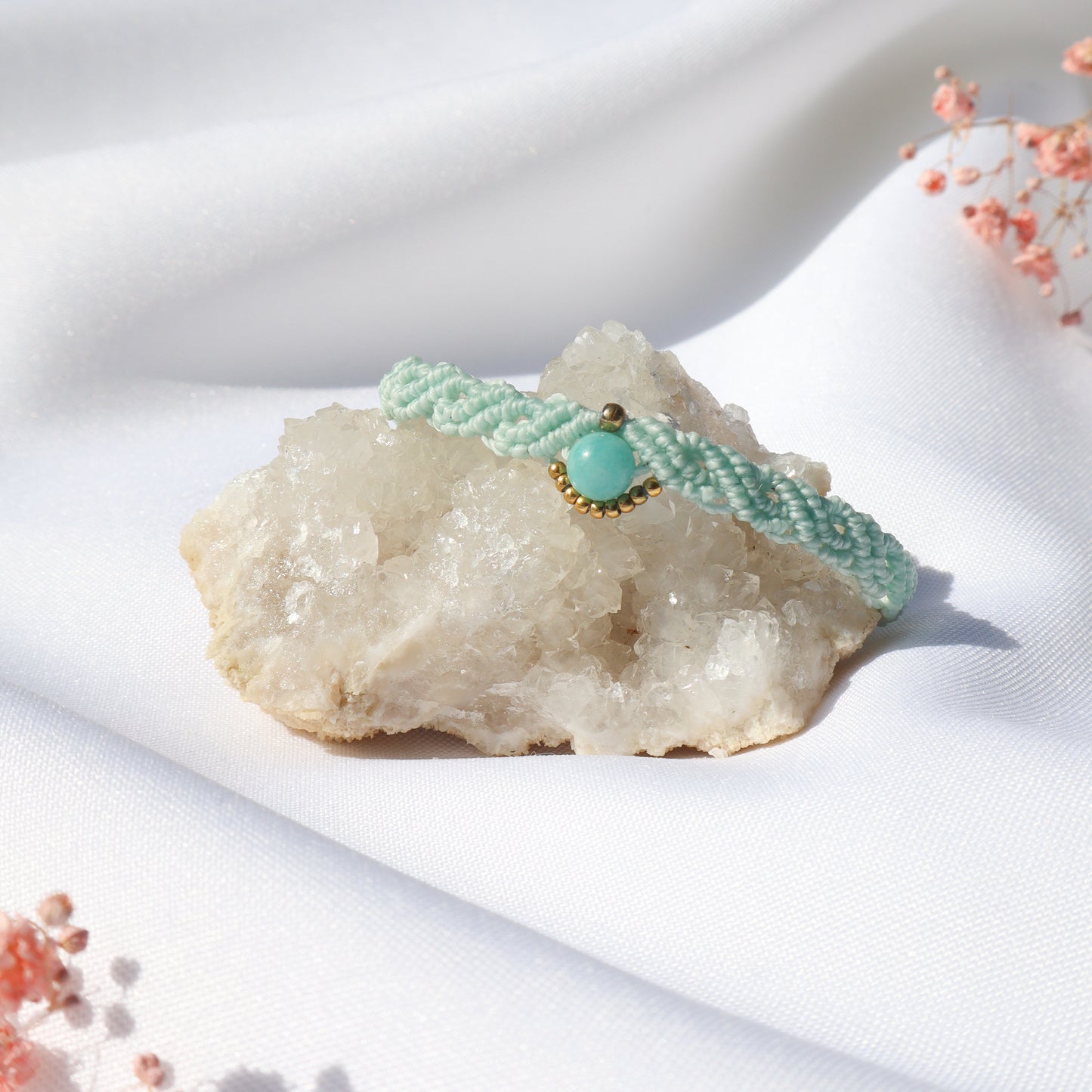 Bracelet en micro-macramé avec amazonite | Lacanau | Maiana crea