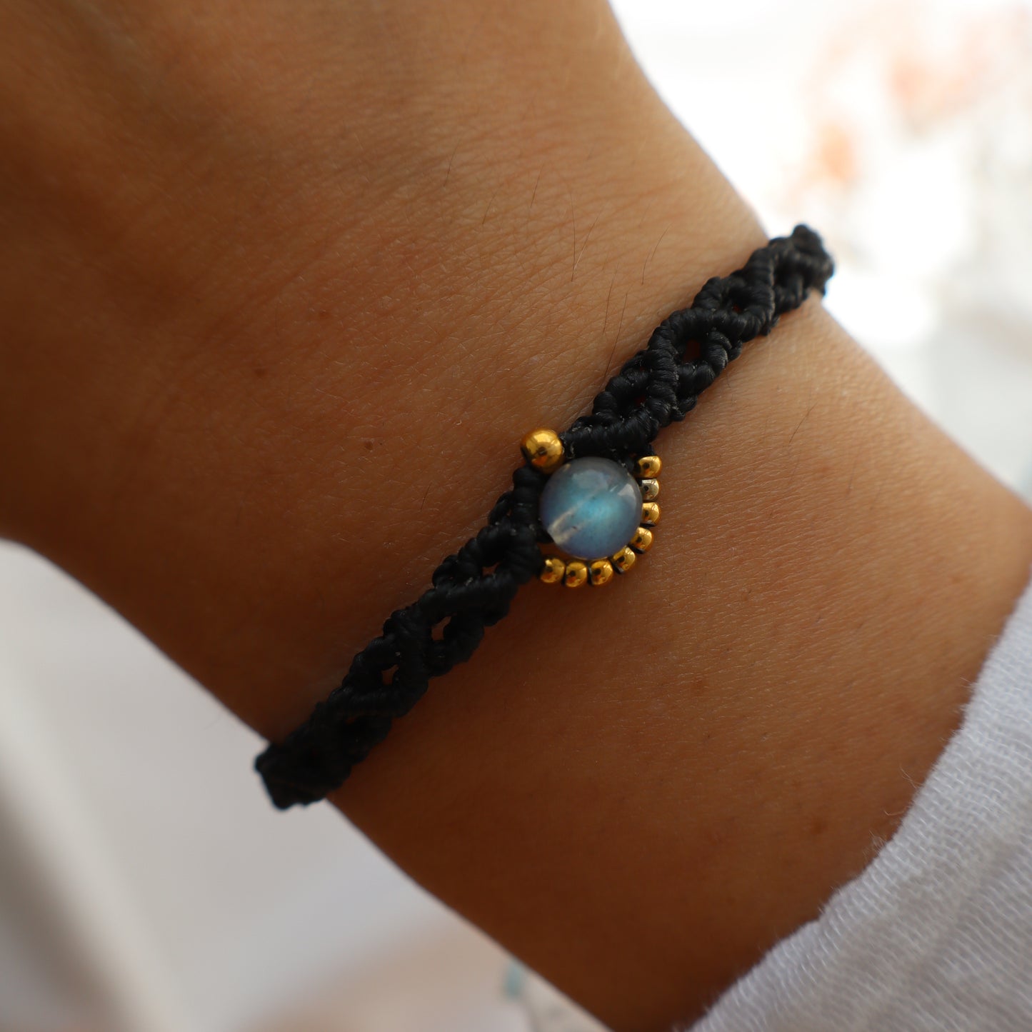 Bracelet en micro-macramé avec labradorite | Sagres | Maiana crea