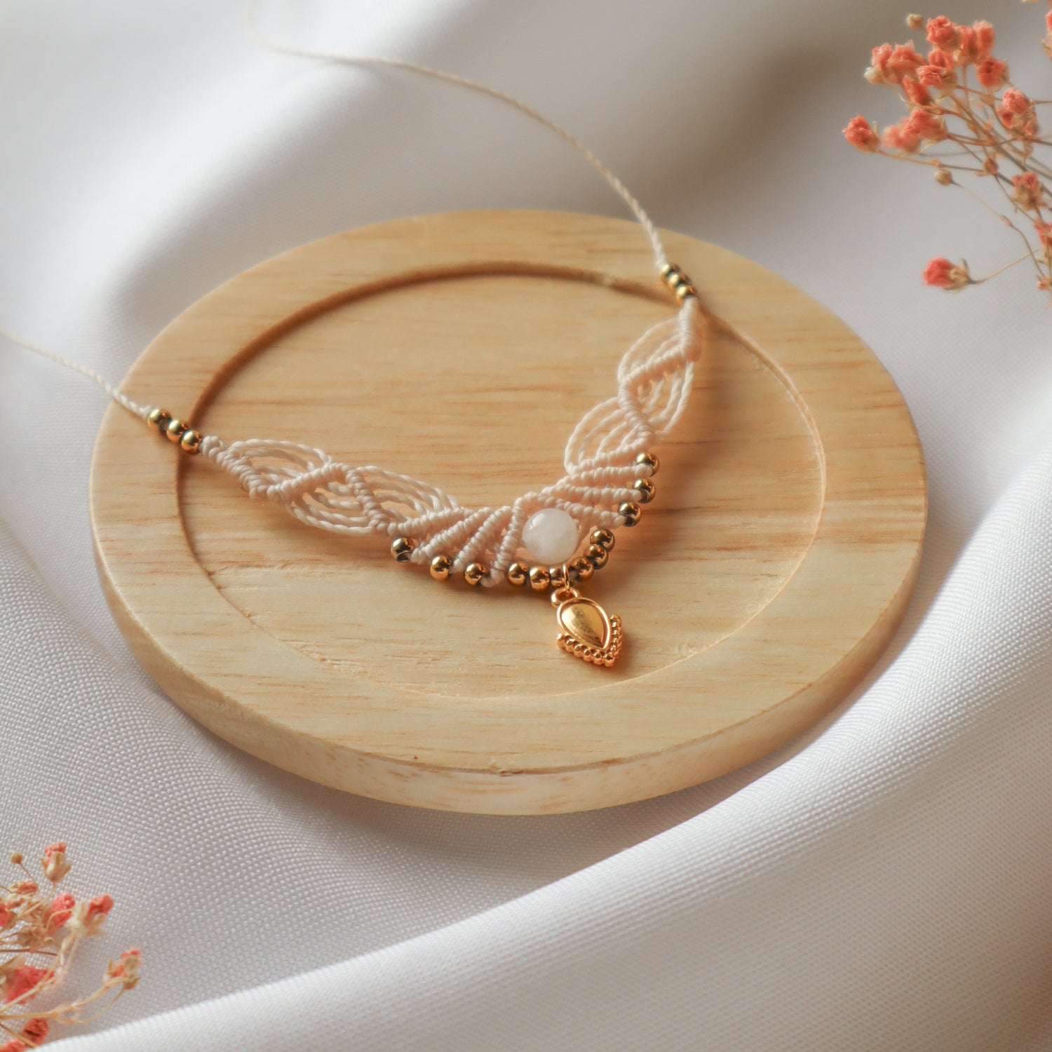 collier ras du cou beige et doré pierre naturelle spirituel hippie gypsy festival wildsoul liberté cadeau maiana crea acier inoxydable 2 quartz rose
