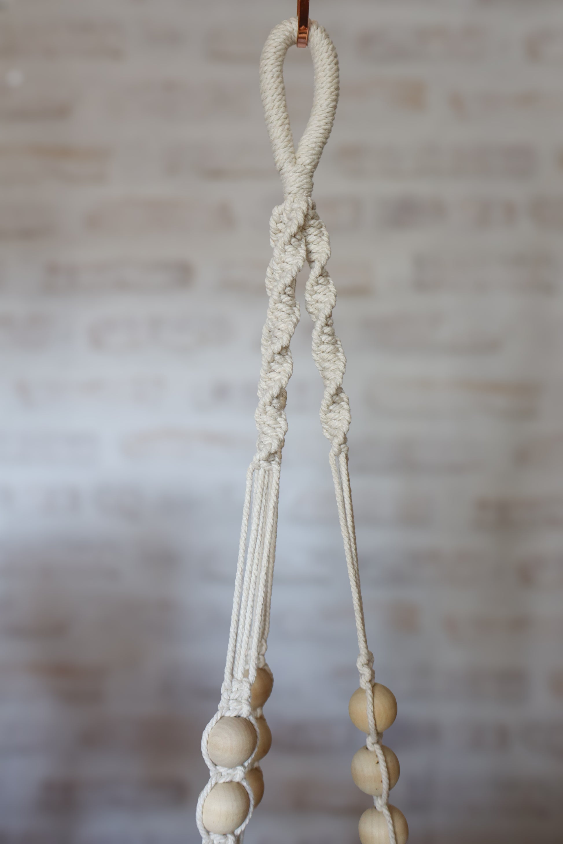 suspension en macramé porte plante en macramé plant hanger écru bois Maiana